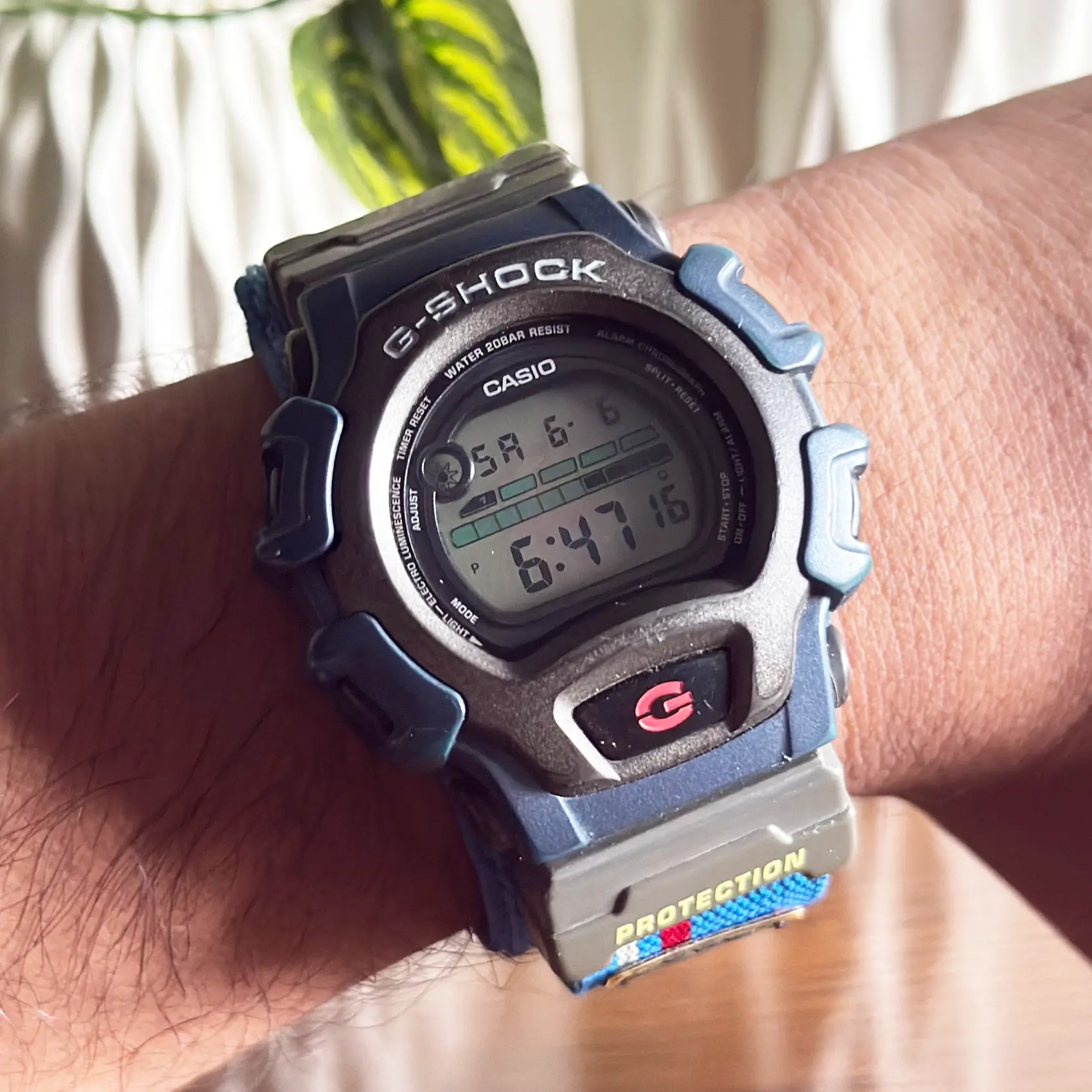 Casio Vintage G-Shock DW-004 - Image 4